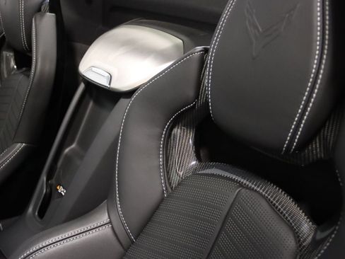 Used 2025 Chevrolet Corvette Z06 RWD image 51
