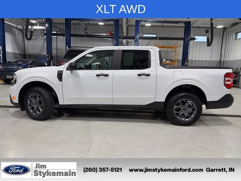 Used 2025 Ford Maverick XLT w/ 4K Tow Package AWD/4WD image 2