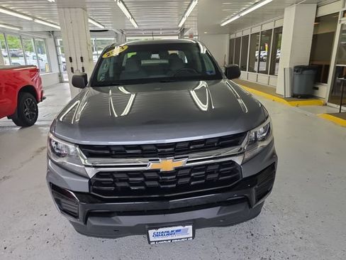 Used 2021 Chevrolet Colorado W/T w/ WT Convenience Package AWD/4WD image 8