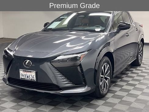 Certified 2023 Lexus RZ 450e Premium w/ Technology Package AWD/4WD image 2