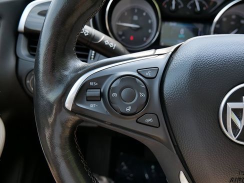 Used 2020 Buick Envision Essence w/ Experience Buick Package AWD/4WD image 19