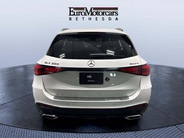 Used 2026 Mercedes-Benz GLC 300 4MATIC image 4