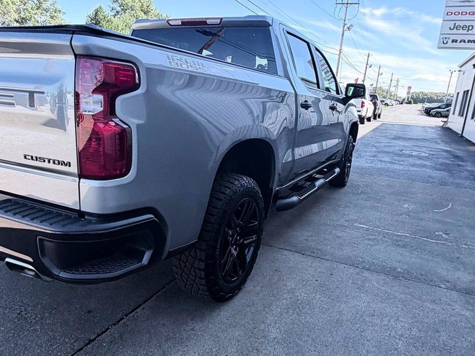 Used 2025 Chevrolet Silverado 1500 Custom Trail Boss w/ LPO, Dark Essentials Package AWD/4WD image 45