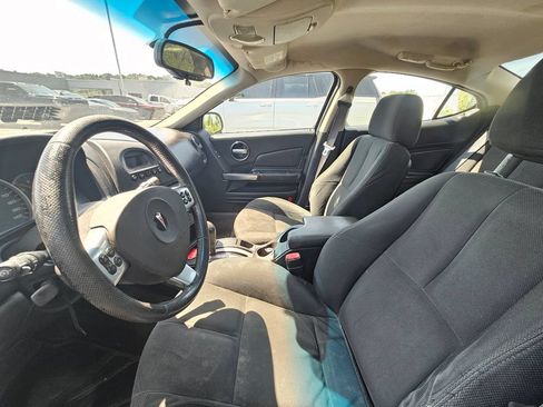 Used 2006 Pontiac Grand Prix w/ Preferred Package FWD image 10