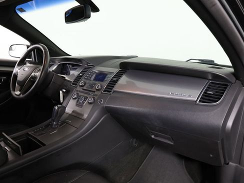 Used 2015 Ford Taurus SEL image 23
