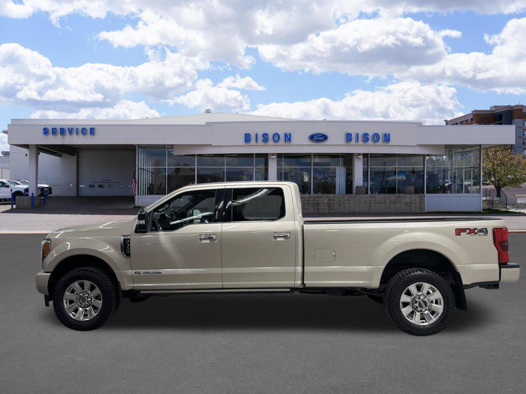 Used 2017 Ford F350 Platinum w/ FX4 Off-Road Package AWD/4WD image 6