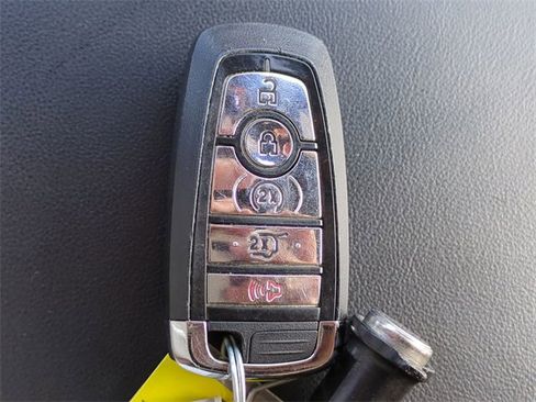 Used 2022 Lincoln Aviator Reserve w/ Elements Package Plus image 28