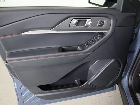 New 2026 Ford Explorer ST-Line w/ Premium Package image 18