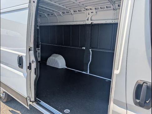 Used 2023 RAM ProMaster 3500 w/ Convenience Group image 21