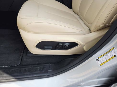 Used 2024 Jeep Grand Cherokee Limited w/ Trailer Tow Package image 41