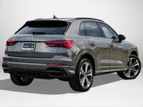 Used 2020 Audi Q3 2.0T Prestige w/ Prestige Package image 6