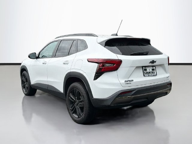Used 2025 Chevrolet Trax ACTIV w/ Sunroof Package FWD image 5
