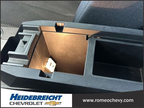 Used 2016 Chevrolet Equinox LT w/ Convenience Package FWD image 26