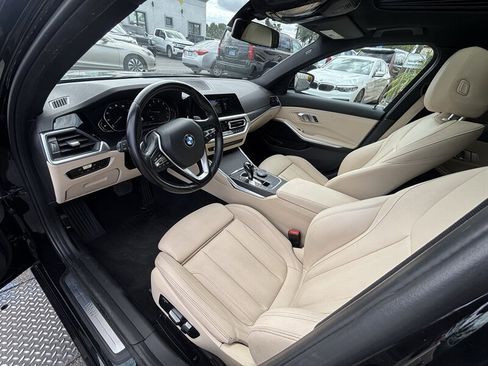 Used 2021 BMW 330i Sedan w/ Driving Assistance Package RWD image 16