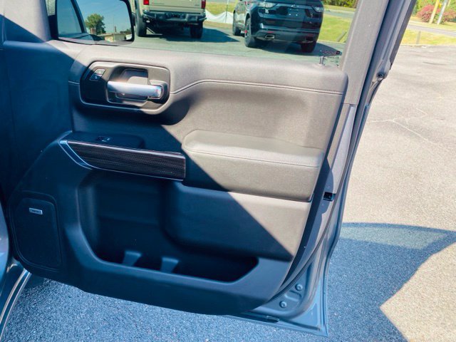 Used 2020 Chevrolet Silverado 1500 RST AWD/4WD image 18