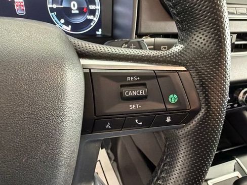 Used 2024 Mitsubishi Outlander SE AWD/4WD image 34
