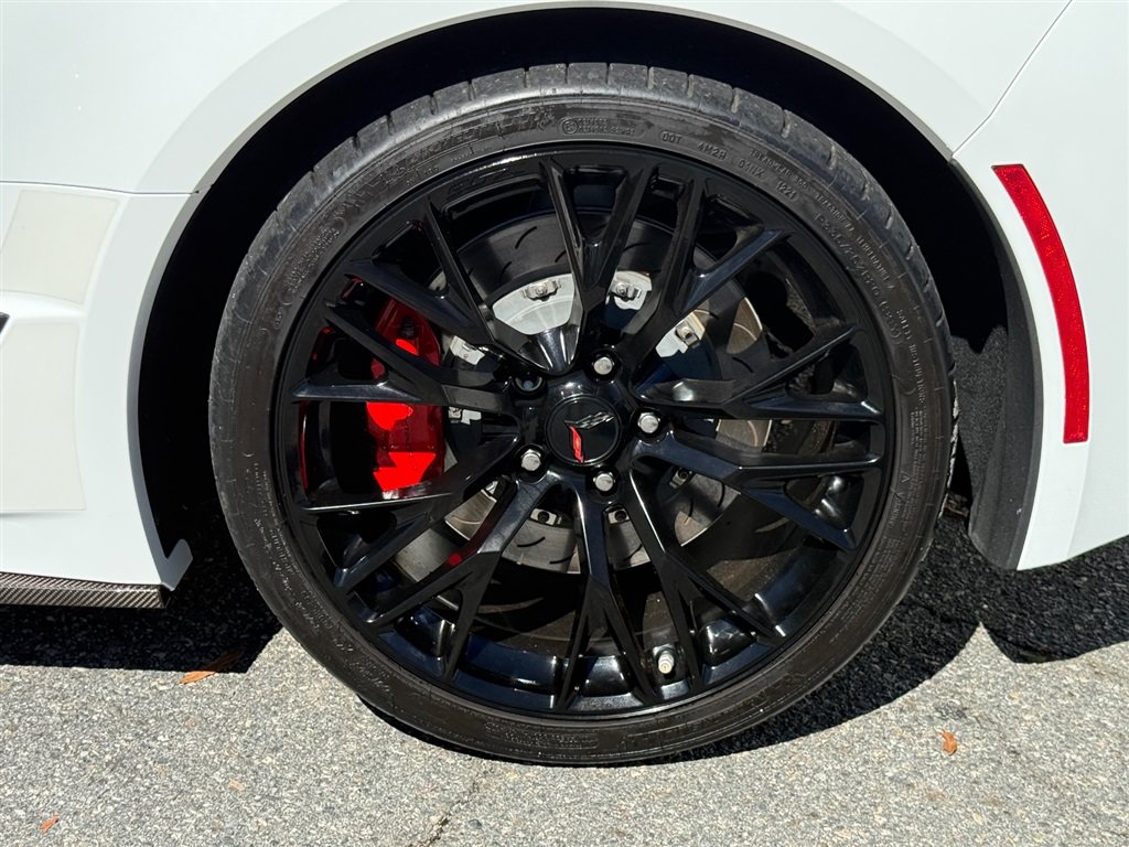 Used 2019 Chevrolet Corvette Z06 RWD image 20
