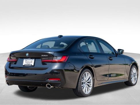 Used 2023 BMW 330i xDrive 330i xDrive w/ Premium Package image 8