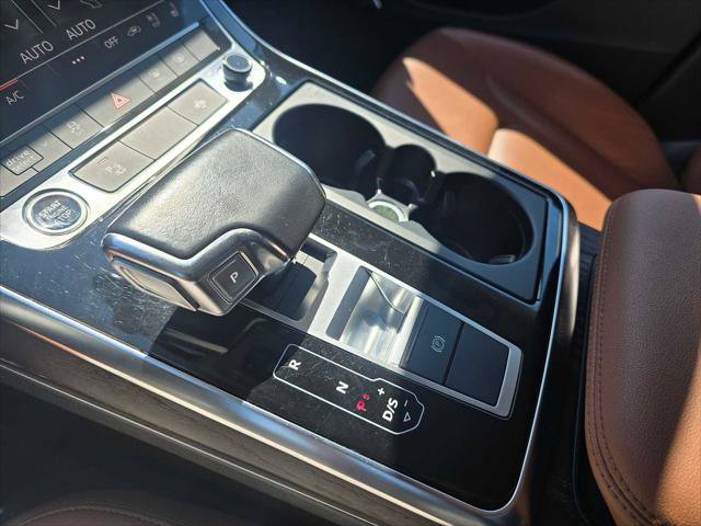 Used 2022 Audi Q8 Premium Plus AWD/4WD image 30