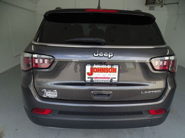 Certified 2023 Jeep Compass Limited w/ Sun and Sound Group AWD/4WD image 21