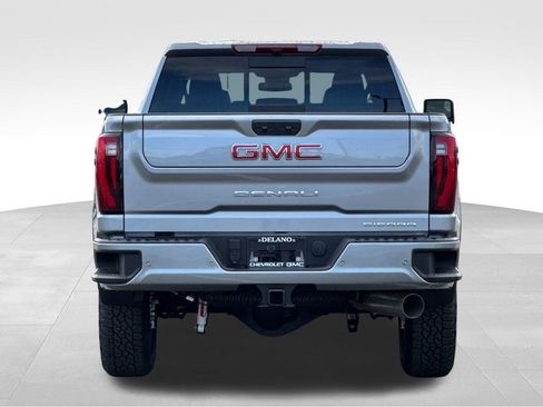 New 2026 GMC Sierra 2500 Denali AWD/4WD image 4