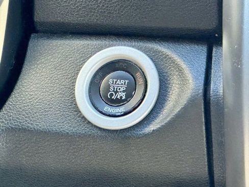 Used 2015 RAM 1500 Sport w/ Convenience Group image 21