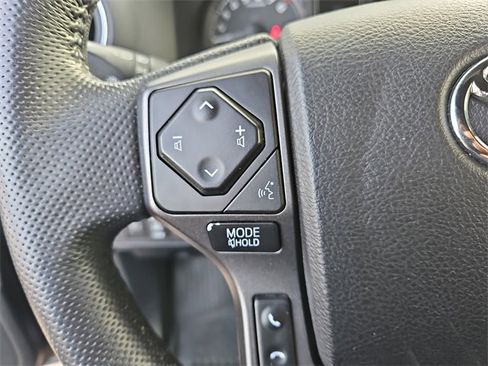 Used 2021 Toyota Tacoma TRD Off-Road image 20