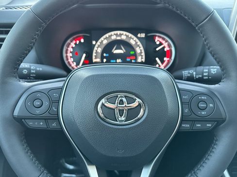 New 2025 Toyota RAV4 XLE image 22