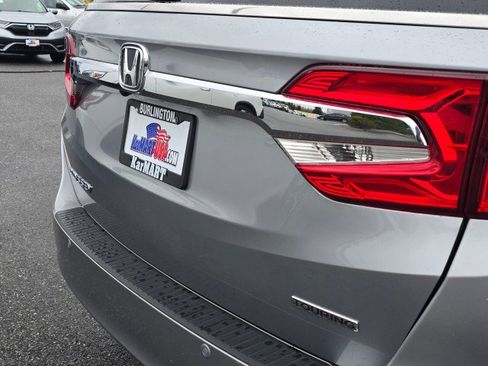 Used 2018 Honda Odyssey Touring image 14