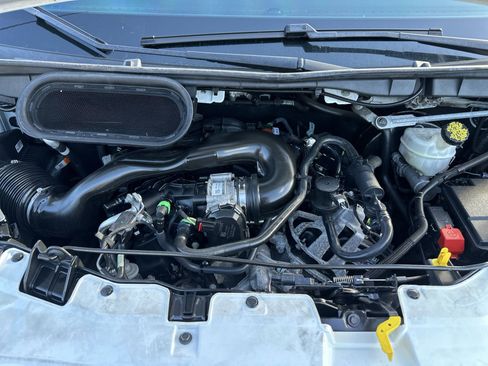 Used 2020 Ford Transit 250 130 Low Roof RWD image 17