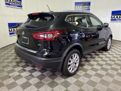 Used 2022 Nissan Rogue Sport SV FWD image 13