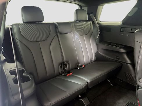 Used 2024 Hyundai Palisade Calligraphy image 30