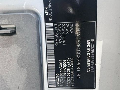 Used 2016 Mercedes-Benz Sprinter 3500 image 60