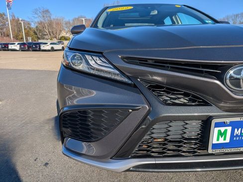 Used 2022 Toyota Camry XSE image 10
