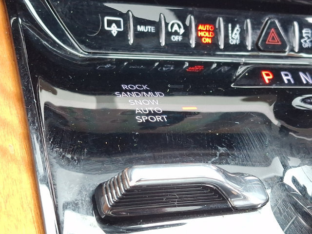 Used 2024 Jeep Grand Wagoneer Series III w/ Rear Seat Video Group 1 AWD/4WD image 24