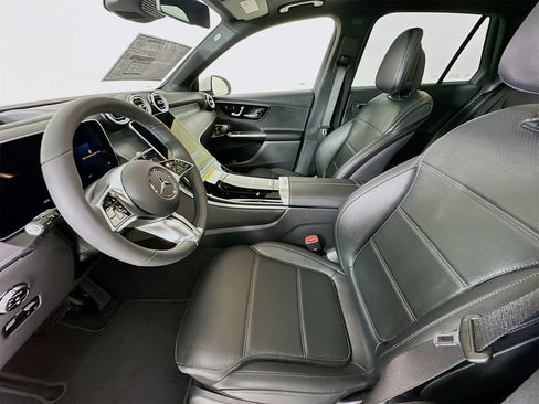 New 2026 Mercedes-Benz GLC 300 image 23