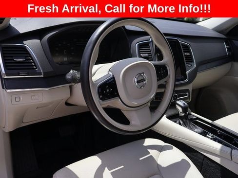 Used 2020 Volvo XC90 T6 Momentum AWD/4WD image 27