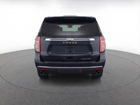 Used 2023 Chevrolet Suburban Premier image 7