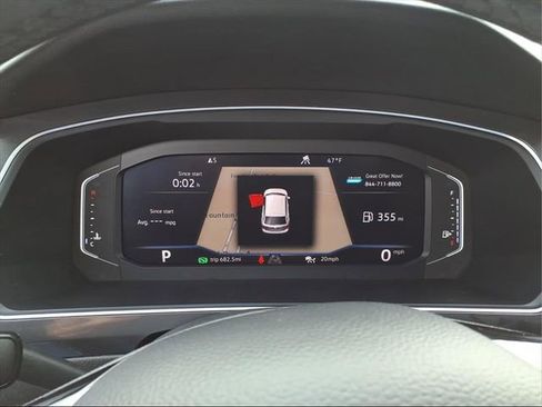 Used 2020 Volkswagen Tiguan SEL image 17