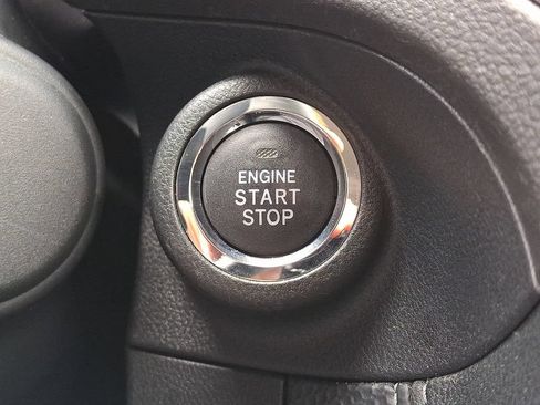 Used 2023 Subaru Forester Touring AWD/4WD image 30