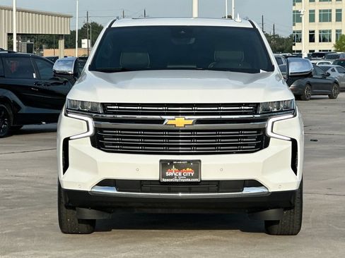 Used 2024 Chevrolet Tahoe Premier w/ Premium Package RWD image 9