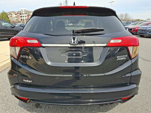 Used 2021 Honda HR-V Touring image 6