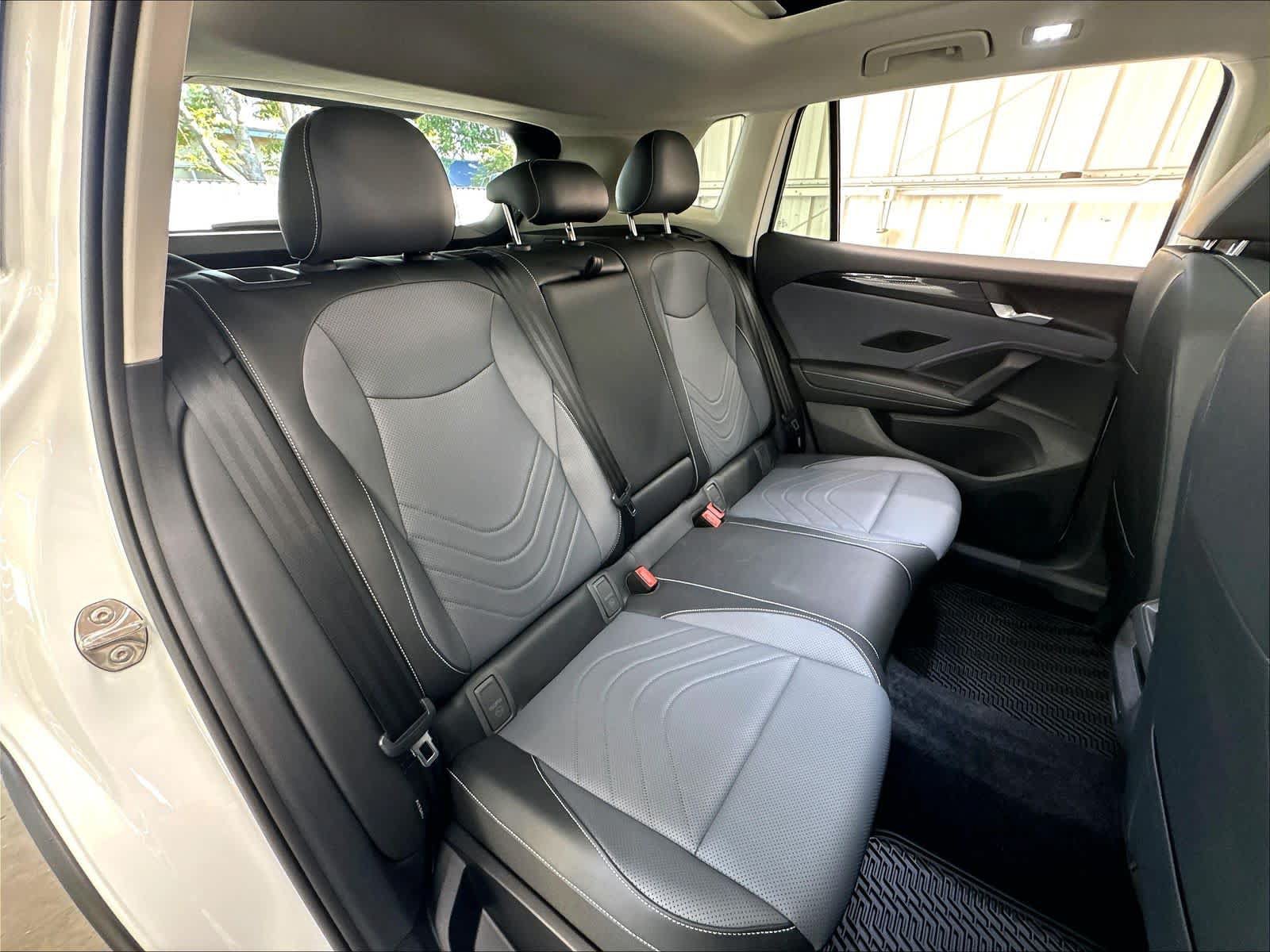 New 2026 Volkswagen Tiguan SE AWD/4WD image 10