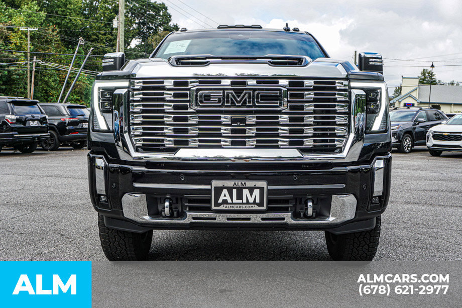 Used 2025 GMC Sierra 3500 Denali w/ Denali Reserve Package AWD/4WD image 9