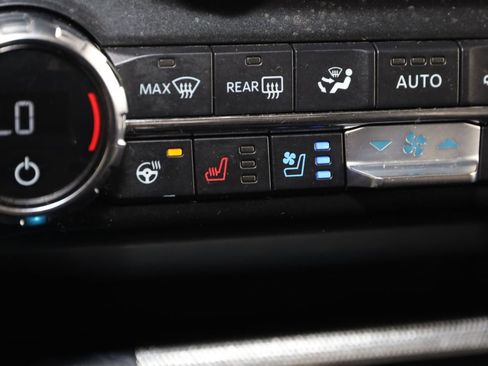 Used 2021 Ford F150 Lariat w/ Equipment Group 502A High AWD/4WD image 8