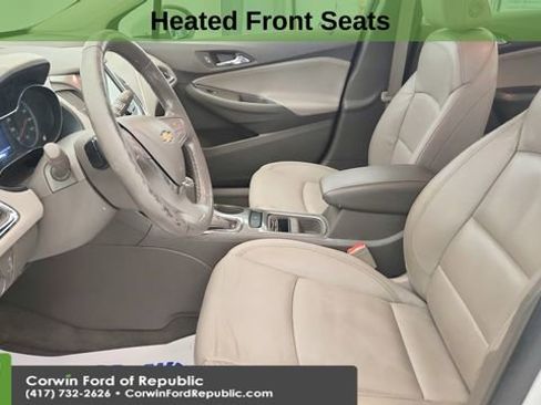 Used 2017 Chevrolet Cruze Premier w/ Enhanced Convenience Package image 11