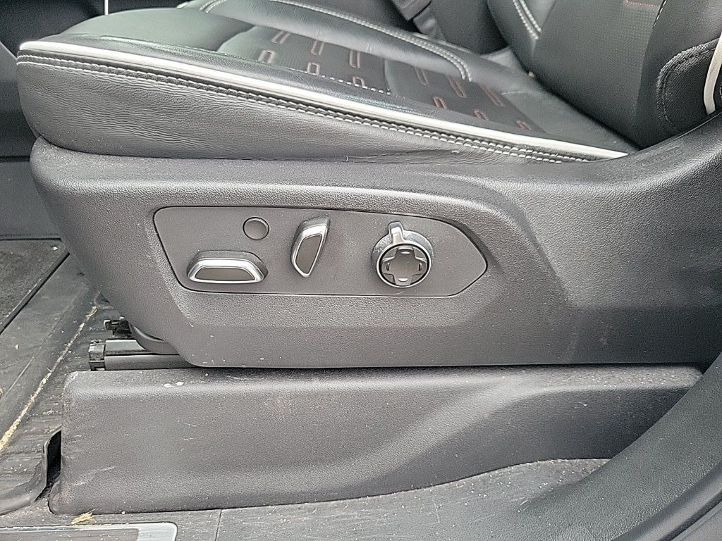 Used 2024 GMC Sierra 2500 AT4X AWD/4WD image 38
