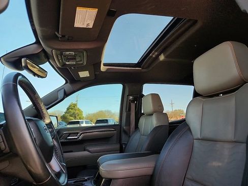 Used 2023 Chevrolet Silverado 1500 ZR2 w/ Technology Package image 13