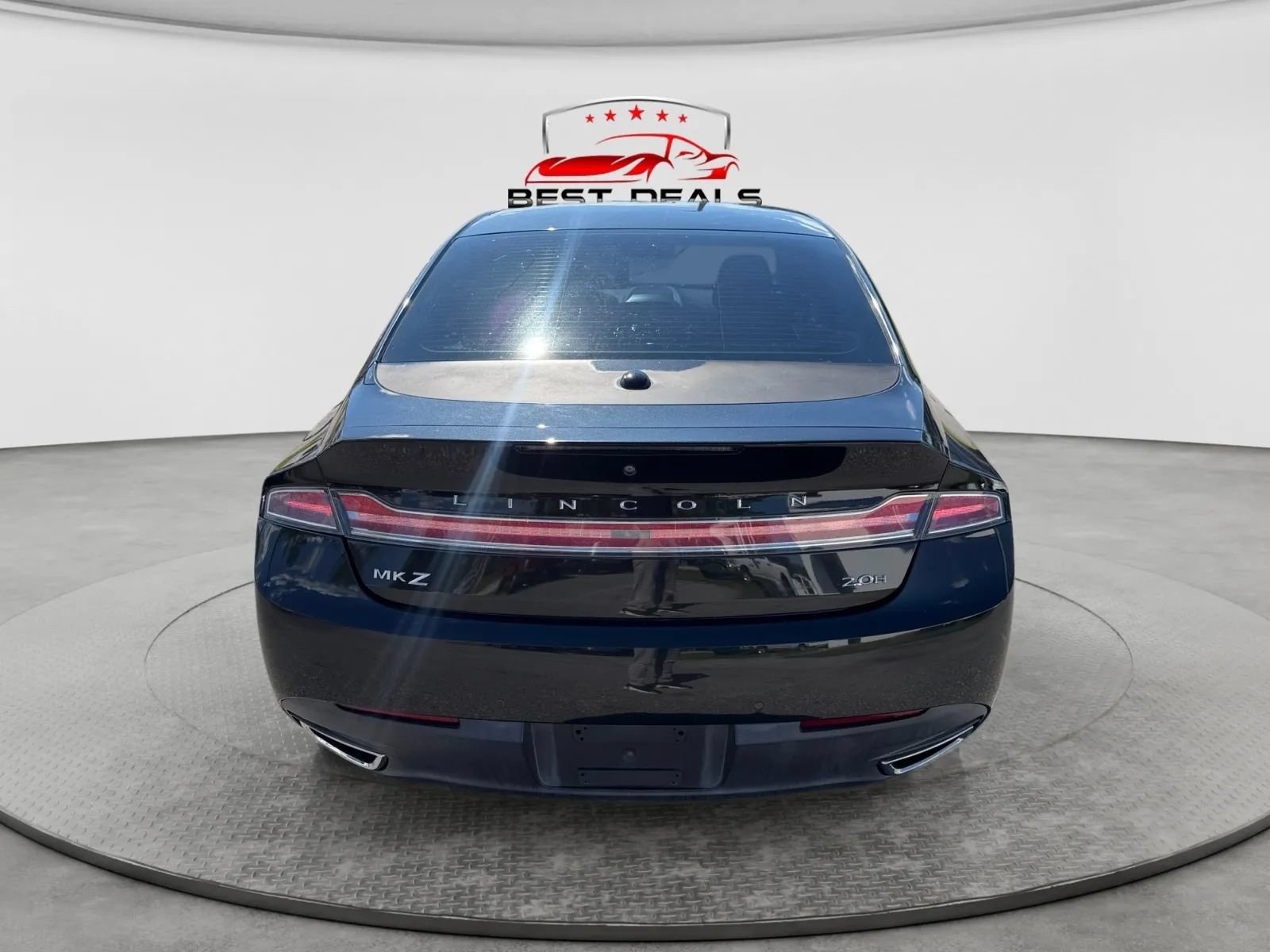 Used 2015 Lincoln MKZ Hybrid w/ Equipment Group 201A Select FWD image 4