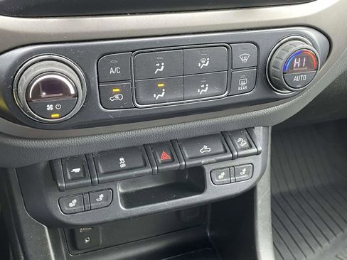 Used 2018 Chevrolet Colorado Z71 image 29